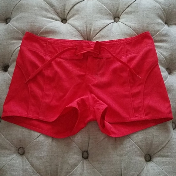 NWOT The North Face Shorts - Picture 1 of 6